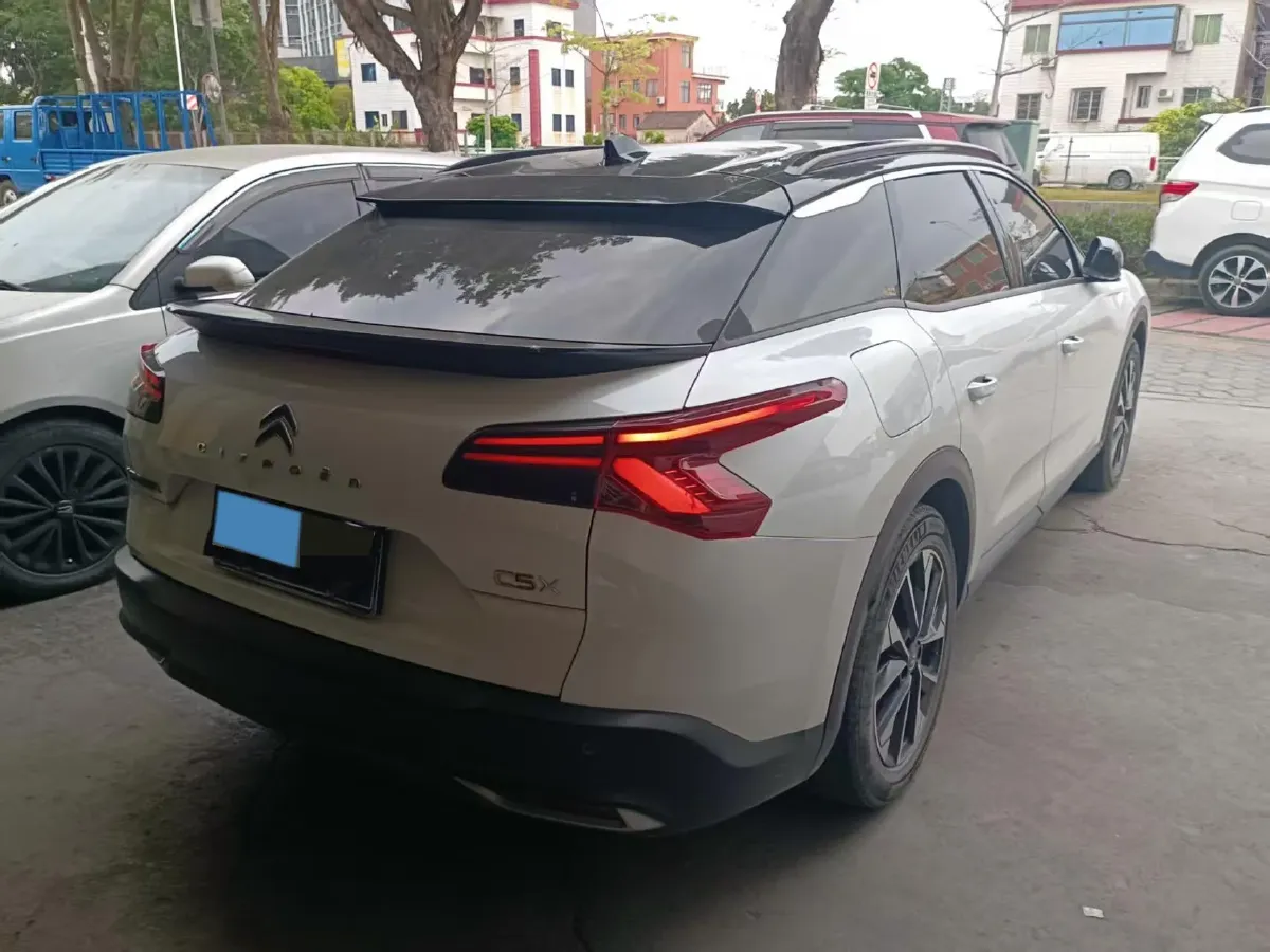 2021 Citroen C5 X 1.6T 175HP L4 8AT,autocango,china used car exporter,china ev exporter,chinese used car exporter,chinese used ev exporter