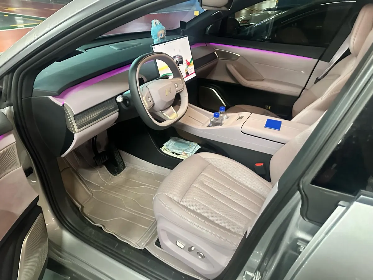 2024 ONVO L60 BEV 60KWH,autocango,china used car exporter,china ev exporter,chinese used car exporter,chinese used ev exporter