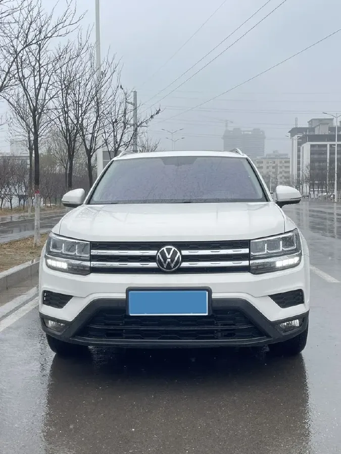 2022 Ford Transit 2.0T 202HP L4 6AT,autocango,china used car exporter,china ev exporter,chinese used car exporter,chinese used ev exporter