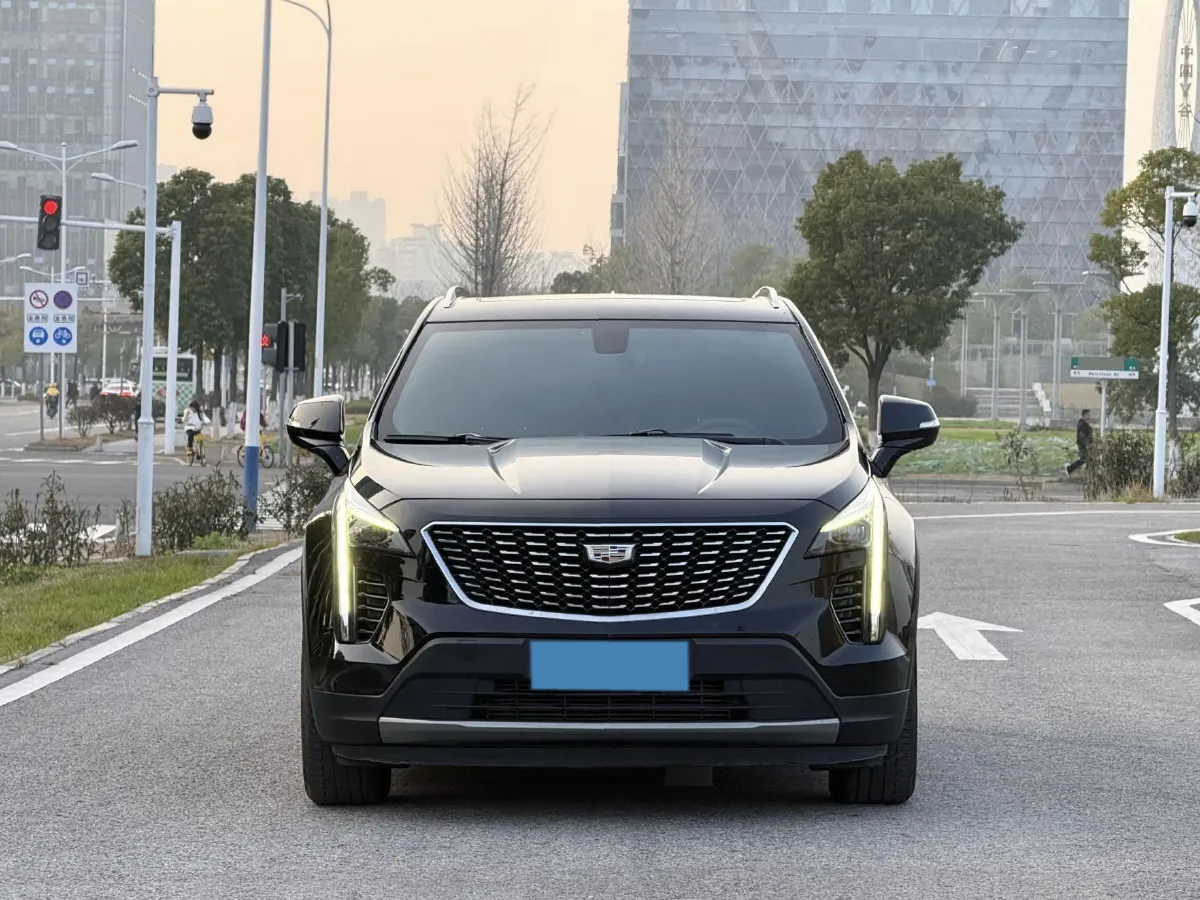 2020 Cadillac XT4 2.0T 241HP L4 9AT,autocango,china used car exporter,china ev exporter,chinese used car exporter,chinese used ev exporter