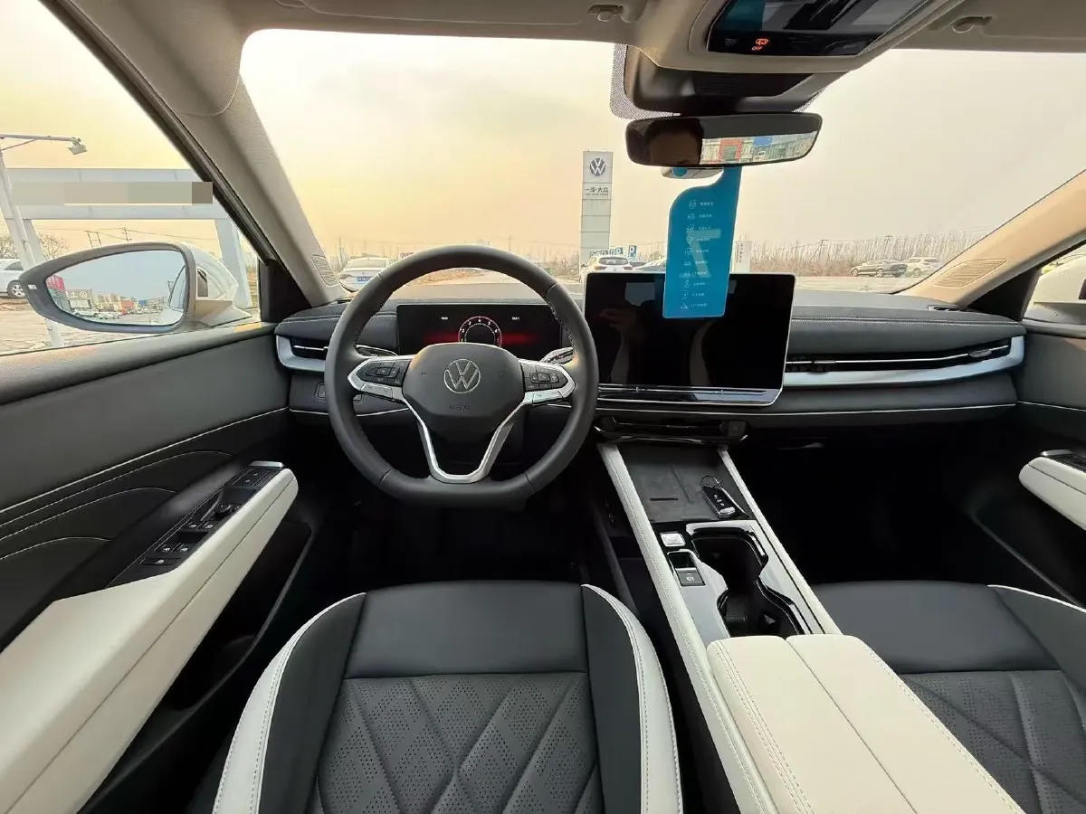 2026 Volkswagen Sagitar 1.5T 160HP L4 7DCT,autocango,china used car exporter,china ev exporter,chinese used car exporter,chinese used ev exporter