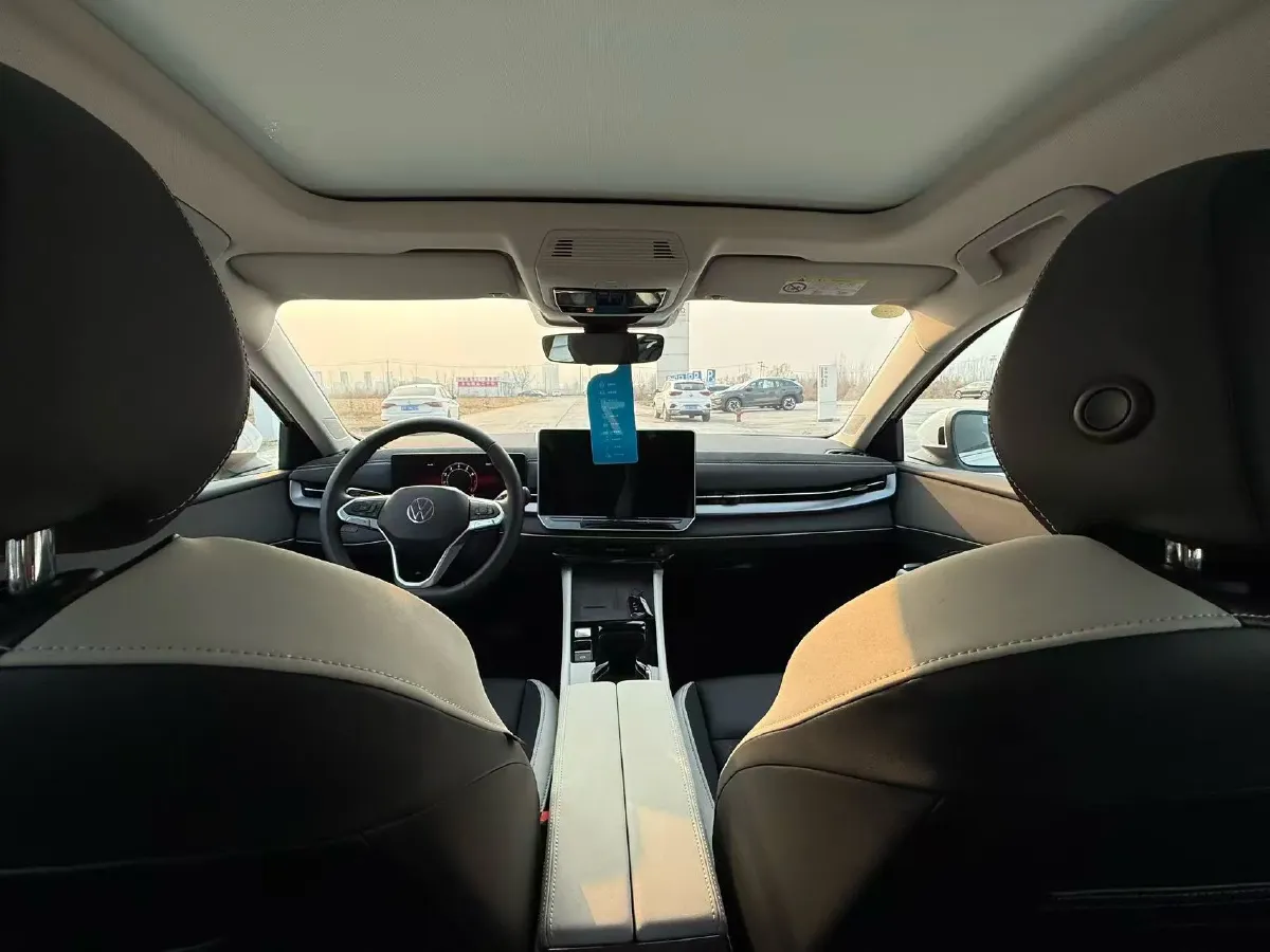 2026 Volkswagen Sagitar 1.5T 160HP L4 7DCT,autocango,china used car exporter,china ev exporter,chinese used car exporter,chinese used ev exporter