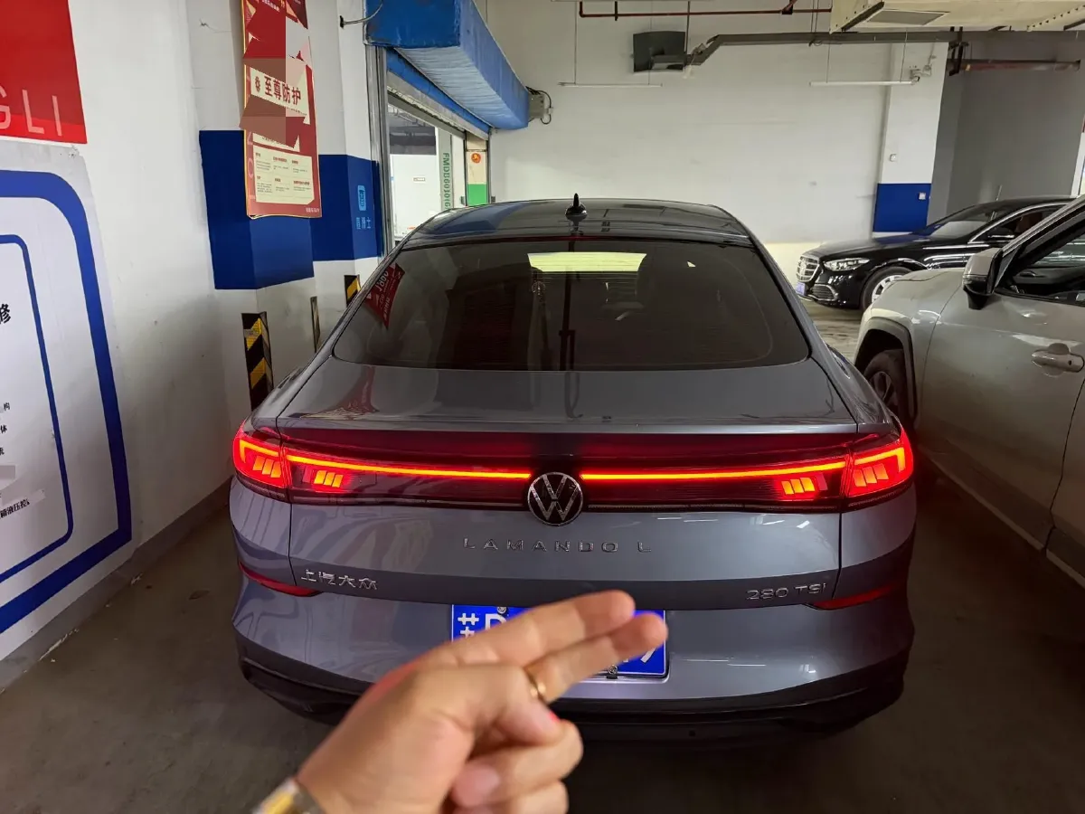 2022 Jetour DASHING i-DM 1.5T 156HP L4 3DHT PHEV 19.27KWH,autocango,china used car exporter,china ev exporter,chinese used car exporter,chinese used ev exporter