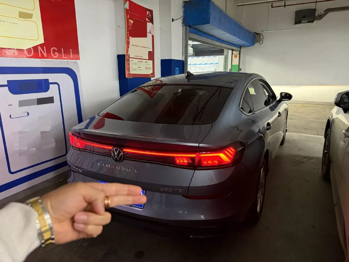 2022 Jetour DASHING i-DM 1.5T 156HP L4 3DHT PHEV 19.27KWH,autocango,china used car exporter,china ev exporter,chinese used car exporter,chinese used ev exporter