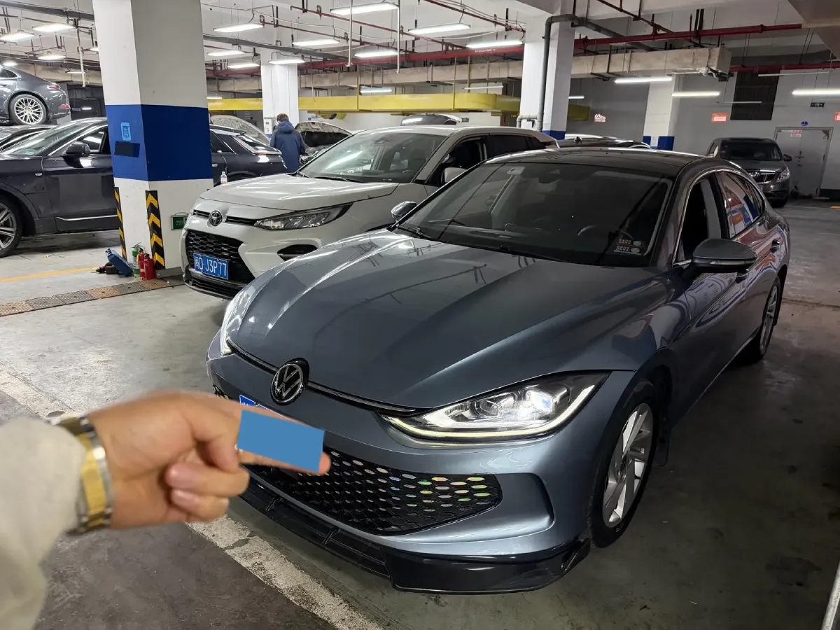 2022 Jetour DASHING i-DM 1.5T 156HP L4 3DHT PHEV 19.27KWH,autocango,china used car exporter,china ev exporter,chinese used car exporter,chinese used ev exporter