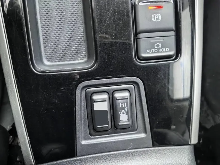 2021 Mitsubishi Outlander 2.0L 166HP L4 CVT,autocango,china used car exporter,china ev exporter,chinese used car exporter,chinese used ev exporter