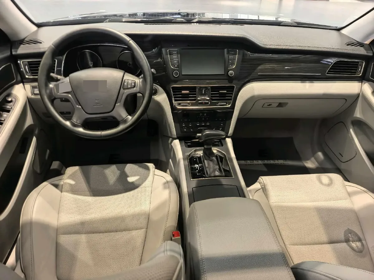 2012 Toyota Crown 2.5L 193HP V6 6AT,autocango,china used car exporter,china ev exporter,chinese used car exporter,chinese used ev exporter