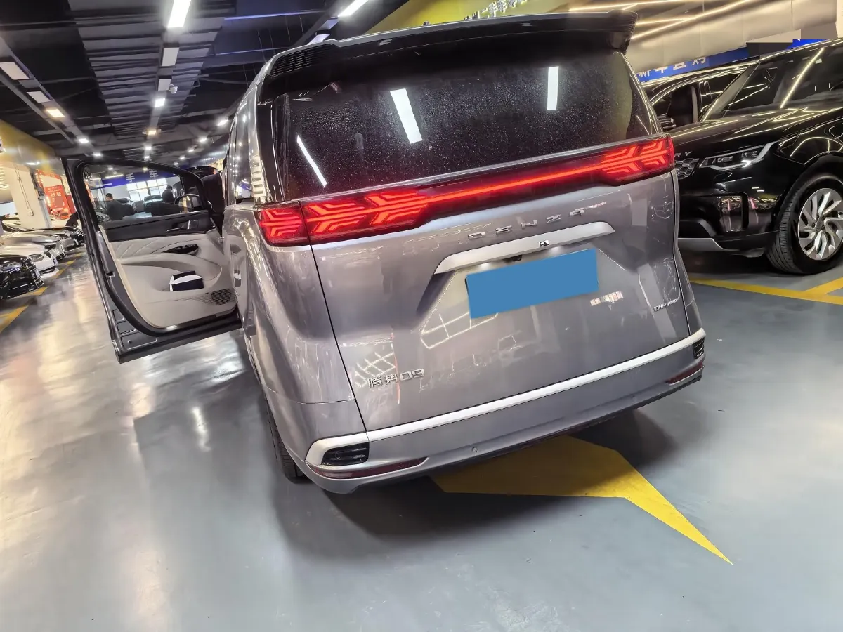 2022 Mercedes-Benz GLC Class 2.0T 197HP L4 9AT,autocango,china used car exporter,china ev exporter,chinese used car exporter,chinese used ev exporter