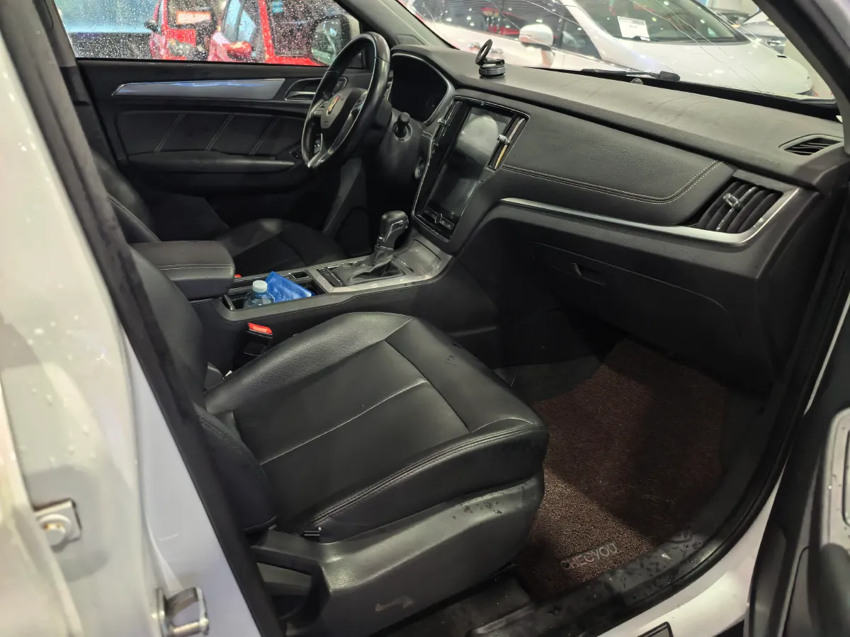 2020 Roewe i6 1.5T 169HP L4 7DCT,autocango,china used car exporter,china ev exporter,chinese used car exporter,chinese used ev exporter