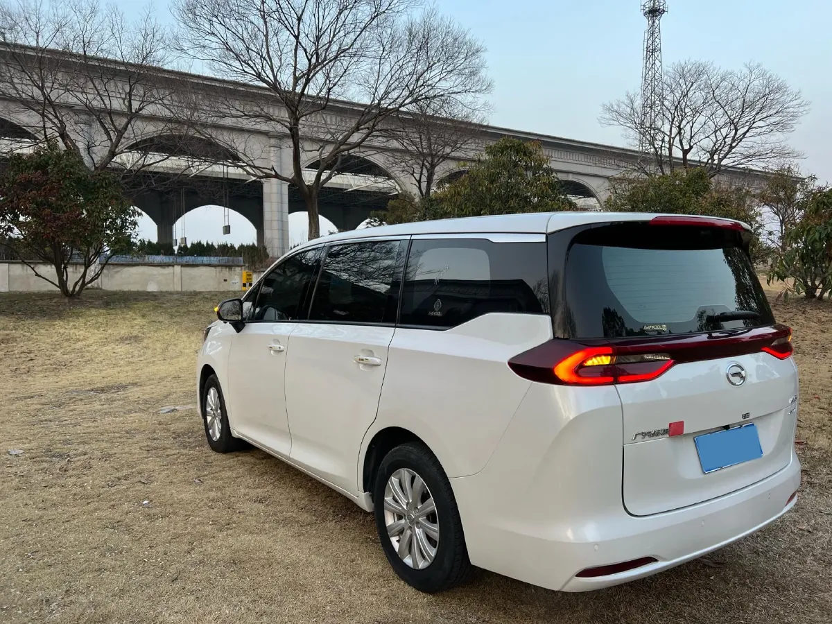 2021 GAC Trumpchi M6 1.5T 169HP L4 7DCT,autocango,china used car exporter,china ev exporter,chinese used car exporter,chinese used ev exporter