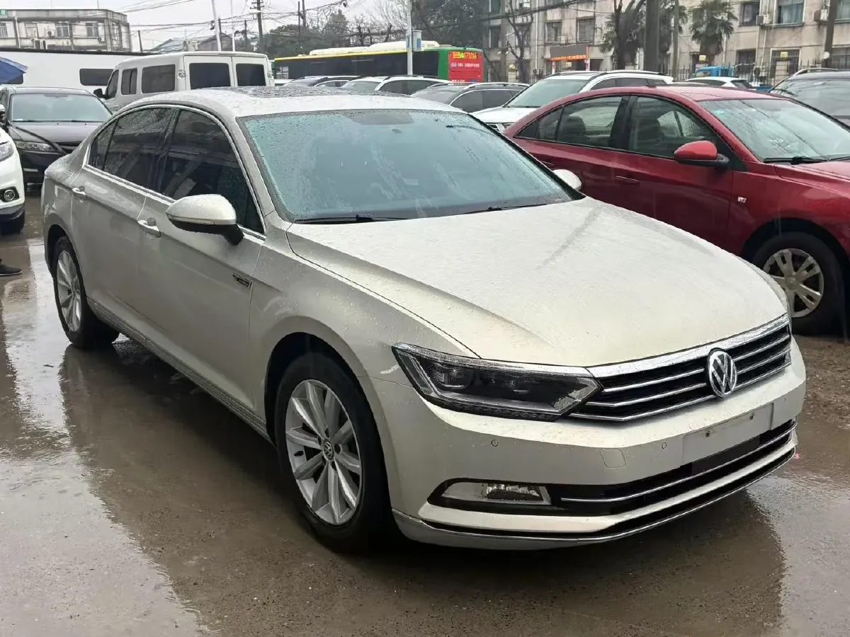 2018 Volkswagen Magotan 1.4T 150HP L4 7DCT,autocango,china used car exporter,china ev exporter,chinese used car exporter,chinese used ev exporter