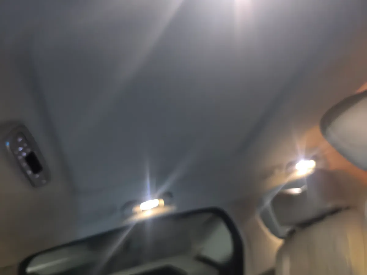 2022 Buick GL8 2.0T 237HP L4 9AT,autocango,china used car exporter,china ev exporter,chinese used car exporter,chinese used ev exporter