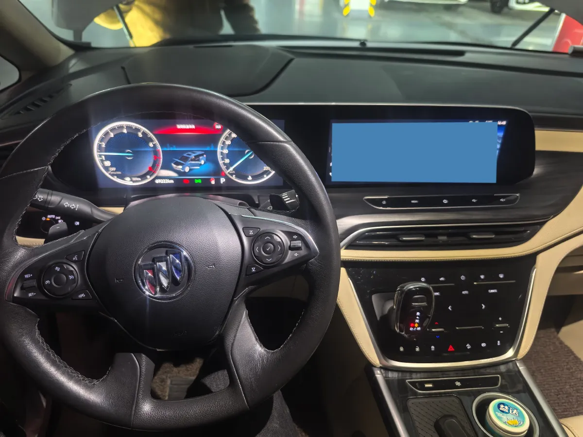 2022 Buick GL8 2.0T 237HP L4 9AT,autocango,china used car exporter,china ev exporter,chinese used car exporter,chinese used ev exporter