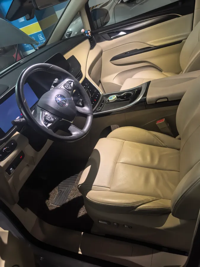 2022 Buick GL8 2.0T 237HP L4 9AT,autocango,china used car exporter,china ev exporter,chinese used car exporter,chinese used ev exporter