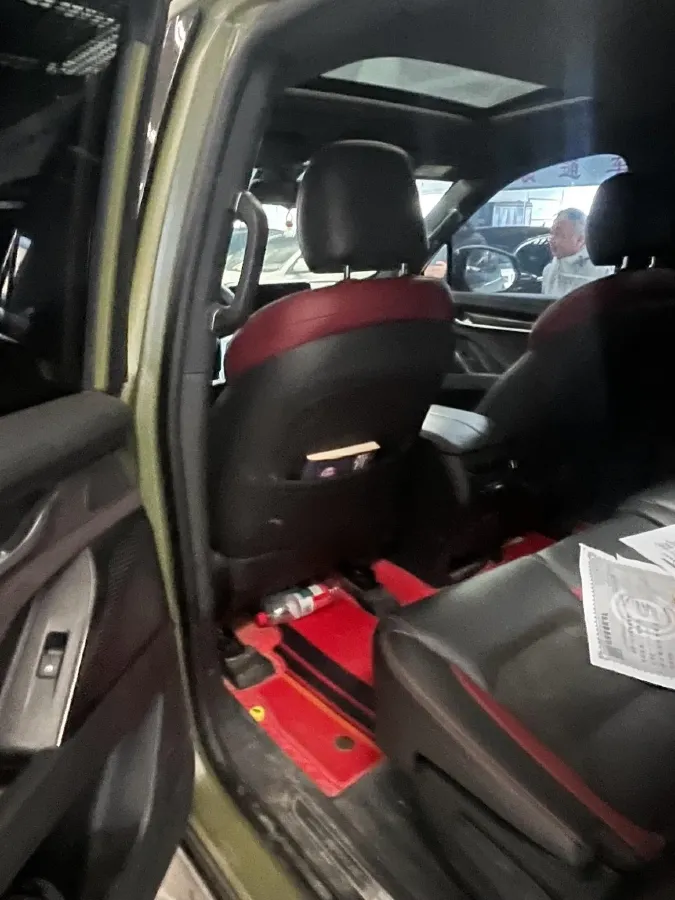 2022 MAXUS D90 Pro 2.0T 218HP L4 8AT,autocango,china used car exporter,china ev exporter,chinese used car exporter,chinese used ev exporter