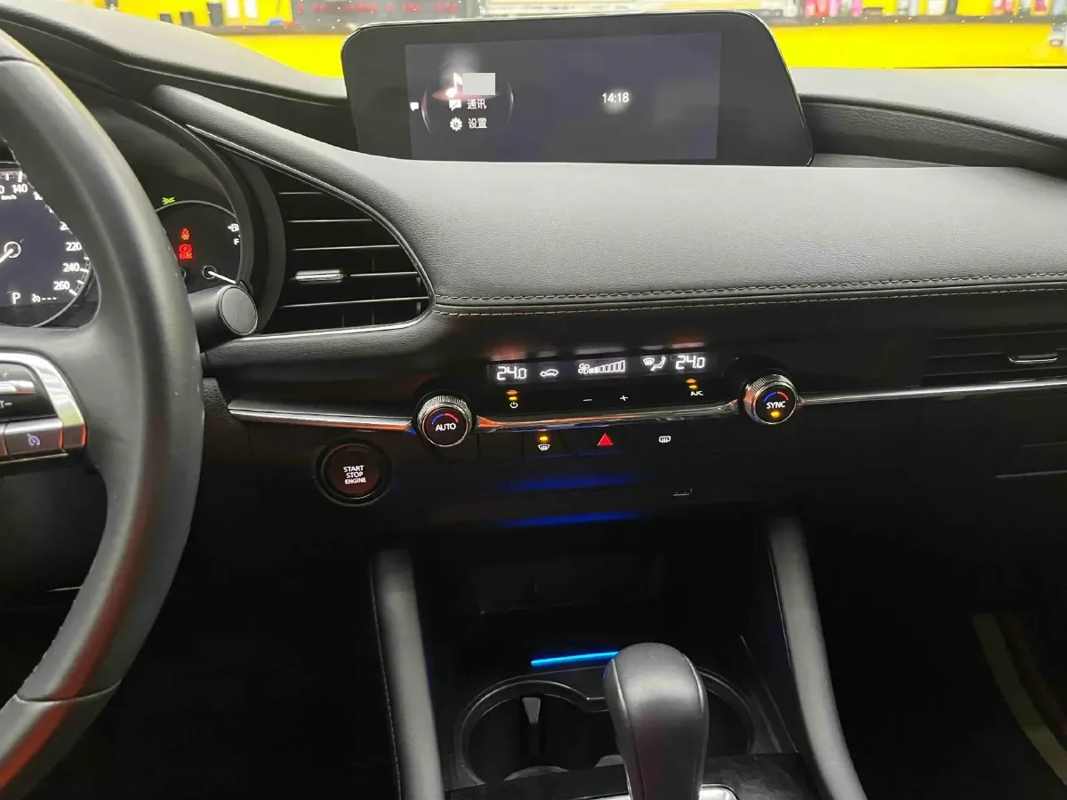 2021 Mazda 3 Axela 2.0L 158HP L4 6AT,autocango,china used car exporter,china ev exporter,chinese used car exporter,chinese used ev exporter