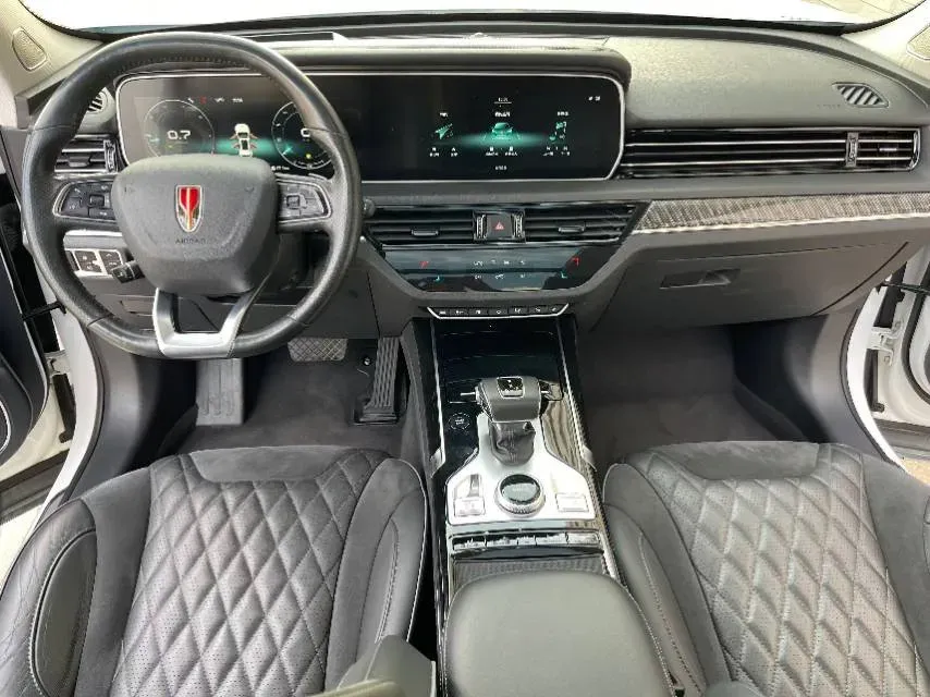 2019 HongQi HS5 2.0T 224HP L4 6AT,autocango,china used car exporter,china ev exporter,chinese used car exporter,chinese used ev exporter
