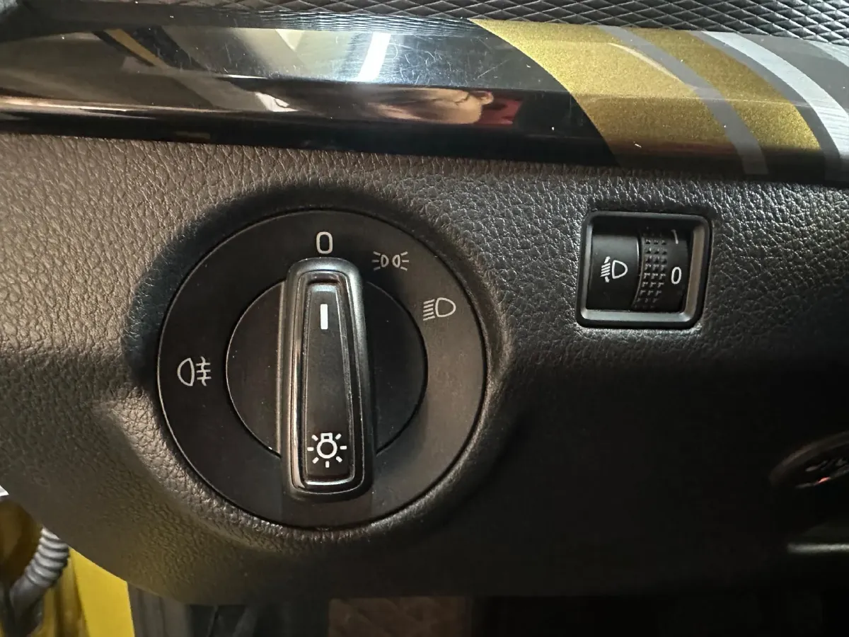 2022 Skoda Kamiq 1.5L 112HP L4 6AT,autocango,china used car exporter,china ev exporter,chinese used car exporter,chinese used ev exporter