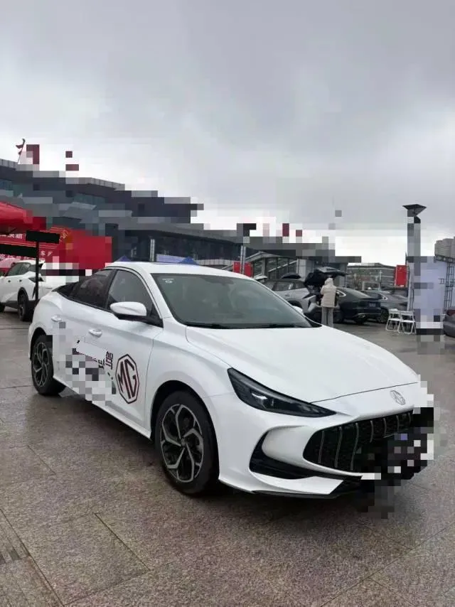2025 MG 5 1.5T 181HP L4 7DCT,autocango,china used car exporter,china ev exporter,chinese used car exporter,chinese used ev exporter