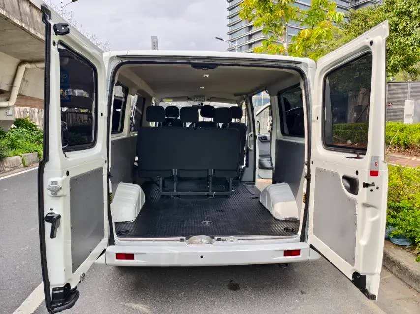 2023 MAXUS XinTu V80 2.0T 127HP L4 6MT,autocango,china used car exporter,china ev exporter,chinese used car exporter,chinese used ev exporter