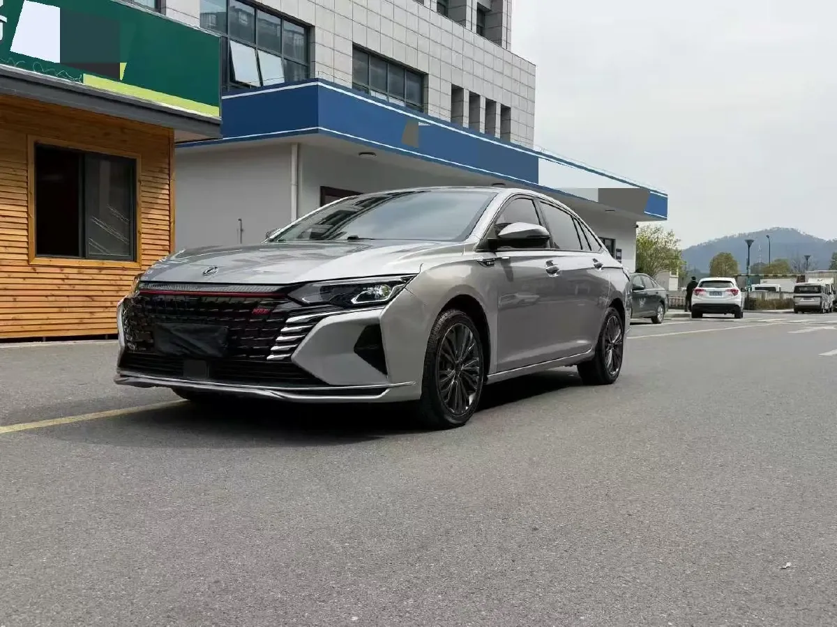 2021 DongFeng Aeolus YiXuan MAX 1.5T 190HP L4 7DCT,autocango,china used car exporter,china ev exporter,chinese used car exporter,chinese used ev exporter