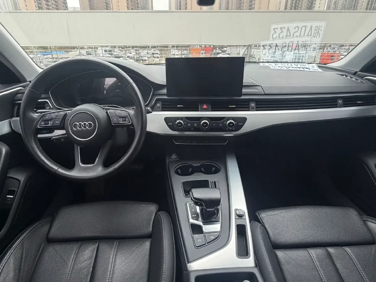 2020 Audi A4L 2.0T 190HP L4 7DCT,autocango,china used car exporter,china ev exporter,chinese used car exporter,chinese used ev exporter
