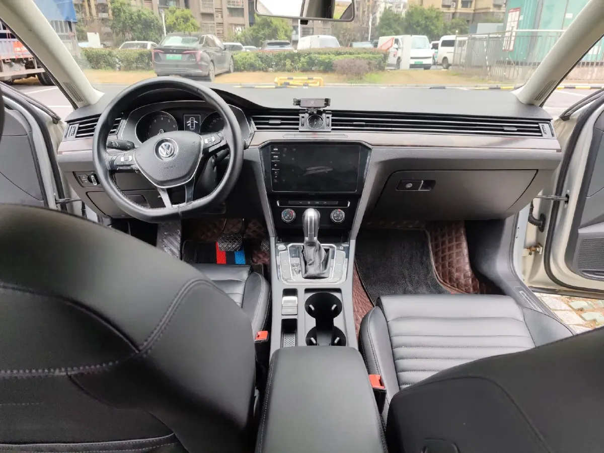 2019 Chevrolet Malibu XL 2.0T 241HP L4 9AT,autocango,china used car exporter,china ev exporter,chinese used car exporter,chinese used ev exporter