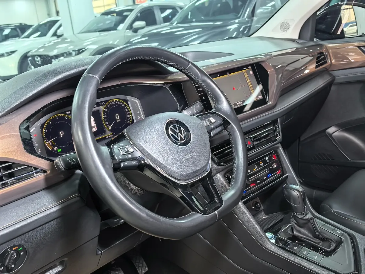 2022 Volkswagen Tharu 1.4T 150HP L4 7DCT,autocango,china used car exporter,china ev exporter,chinese used car exporter,chinese used ev exporter