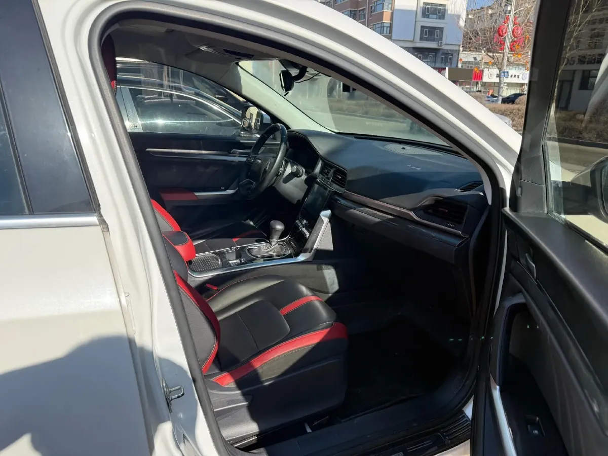 2018 Haval H4 1.5T 169HP L4 7DCT,autocango,china used car exporter,china ev exporter,chinese used car exporter,chinese used ev exporter