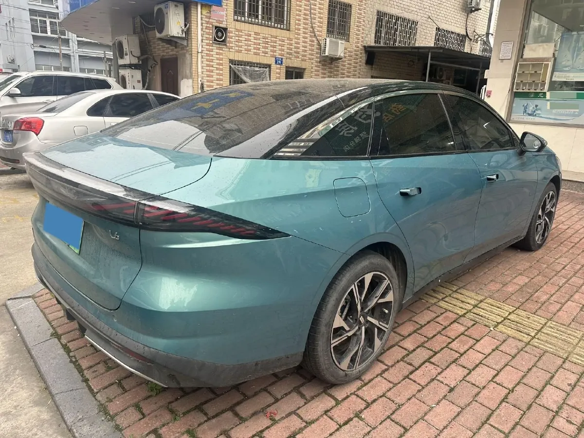 2024 Geely Galaxy L6 1.5T 163HP L4 3DHT PHEV,autocango,china used car exporter,china ev exporter,chinese used car exporter,chinese used ev exporter