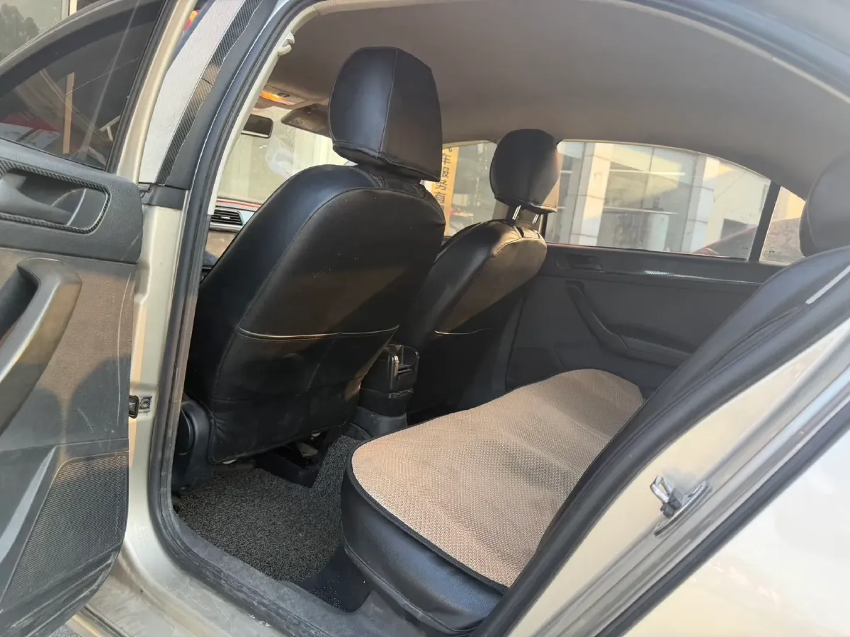 2018 Skoda Rapid 1.6L 110HP L4 5MT,autocango,china used car exporter,china ev exporter,chinese used car exporter,chinese used ev exporter