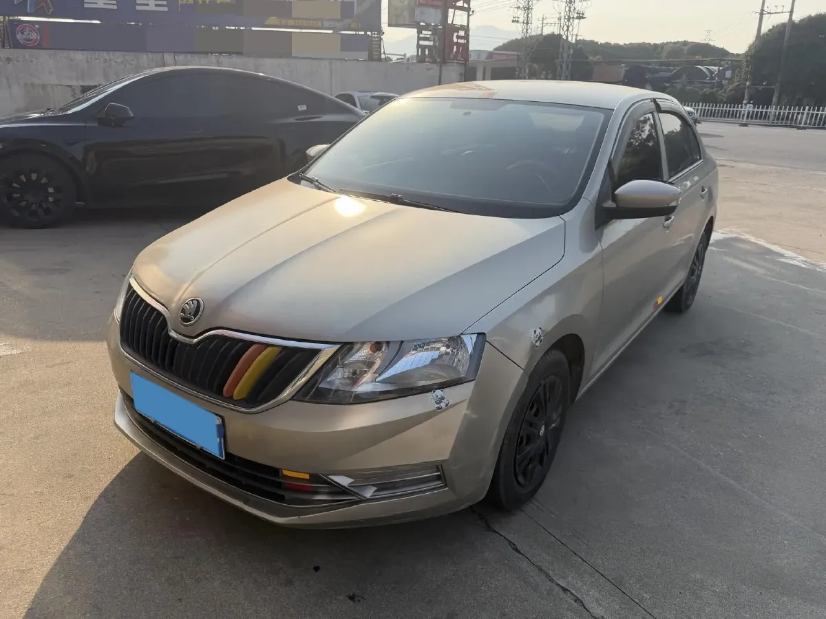 2018 Skoda Rapid 1.6L 110HP L4 5MT,autocango,china used car exporter,china ev exporter,chinese used car exporter,chinese used ev exporter