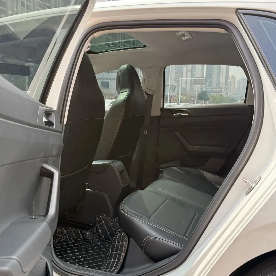 2023 ChangAn Lamore 1.5T 170HP L4 7DCT,autocango,china used car exporter,china ev exporter,chinese used car exporter,chinese used ev exporter