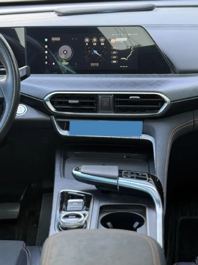 2022 ChangAn UNI-T 1.5T 188HP L4 7DCT,autocango,china used car exporter,china ev exporter,chinese used car exporter,chinese used ev exporter