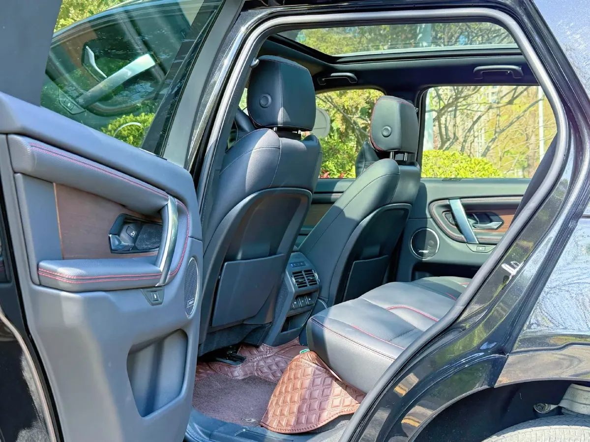 2022 Land Rover Discovery Sport 2.0T 249HP L4 9AT,autocango,china used car exporter,china ev exporter,chinese used car exporter,chinese used ev exporter