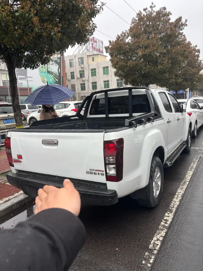 2020 Isuzu LingTuo 2.5T 150HP L4 6AT,autocango,china used car exporter,china ev exporter,chinese used car exporter,chinese used ev exporter