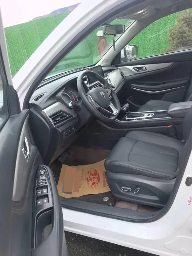 2020 ChangAn CS75 1.5T 178HP L4 7DCT,autocango,china used car exporter,china ev exporter,chinese used car exporter,chinese used ev exporter