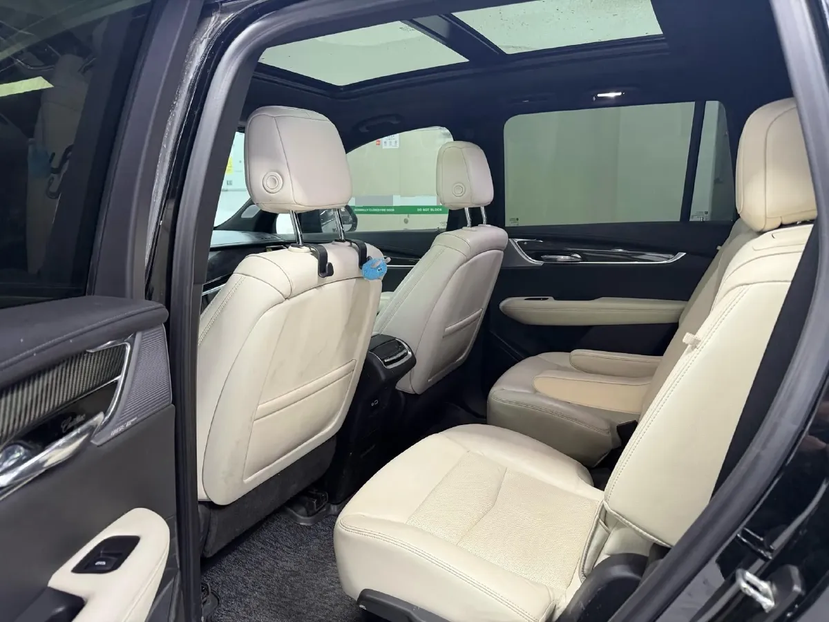 2020 Cadillac XT6 2.0T 237HP L4 9AT,autocango,china used car exporter,china ev exporter,chinese used car exporter,chinese used ev exporter