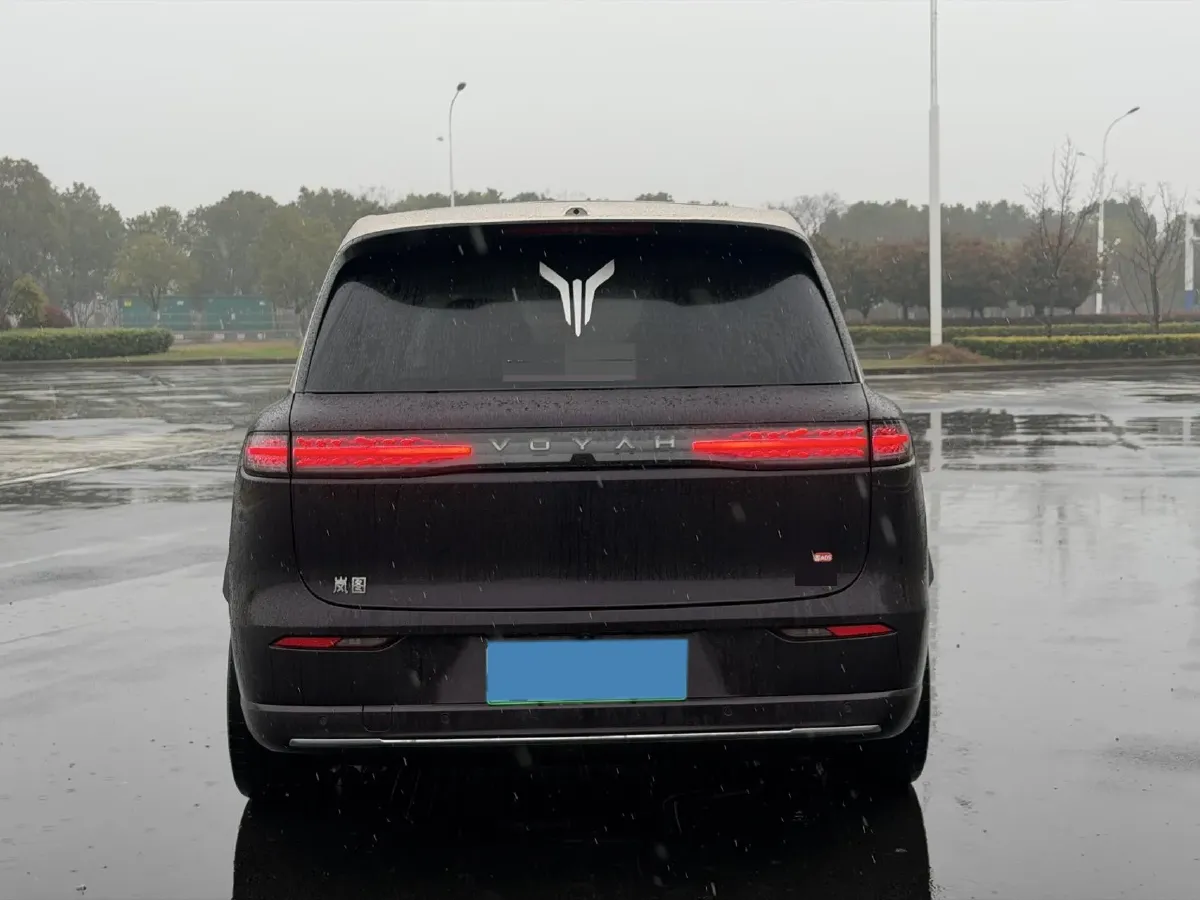 2026 Voyah 9L 1.5T 150HP L4 PHEV,autocango,china used car exporter,china ev exporter,chinese used car exporter,chinese used ev exporter