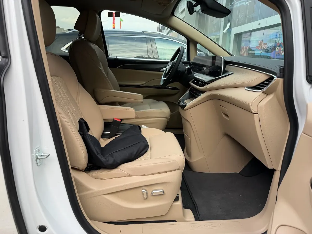 2025 Buick GL8 1.5T 180HP L4 2DHT PHEV,autocango,china used car exporter,china ev exporter,chinese used car exporter,chinese used ev exporter