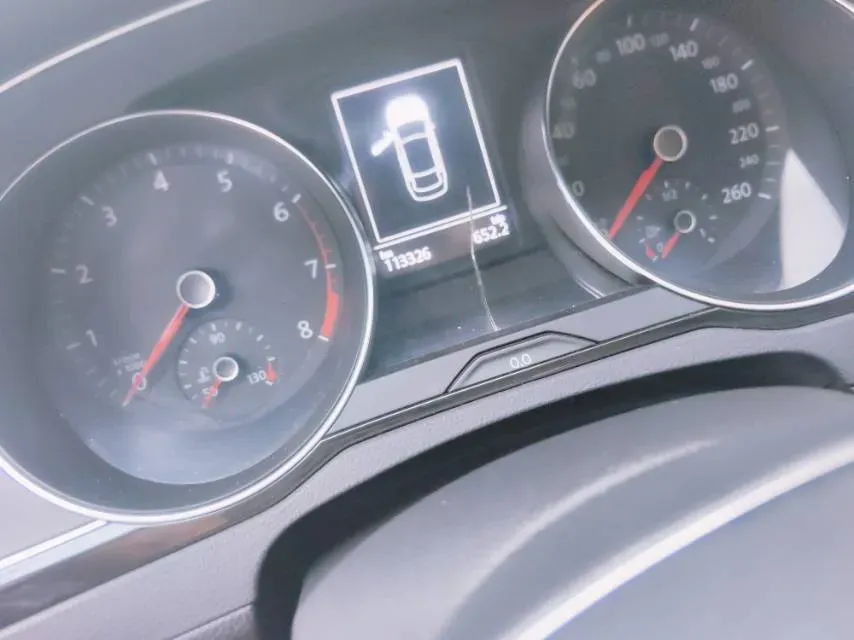 2019 Volkswagen Magotan 2.0T 186HP L4 7DCT,autocango,china used car exporter,china ev exporter,chinese used car exporter,chinese used ev exporter