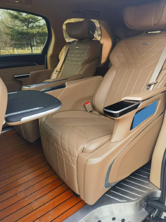 2021 Buick GL8 2.0T 237HP L4 9AT,autocango,china used car exporter,china ev exporter,chinese used car exporter,chinese used ev exporter