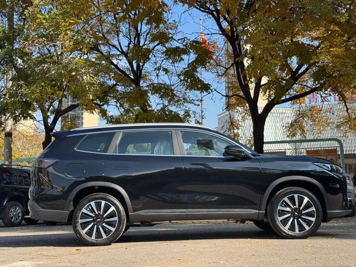 2025 Fulwin FulwinT8 1.5T 156HP L4 1DHT PHEV 18.67KWH,autocango,china used car exporter,china ev exporter,chinese used car exporter,chinese used ev exporter