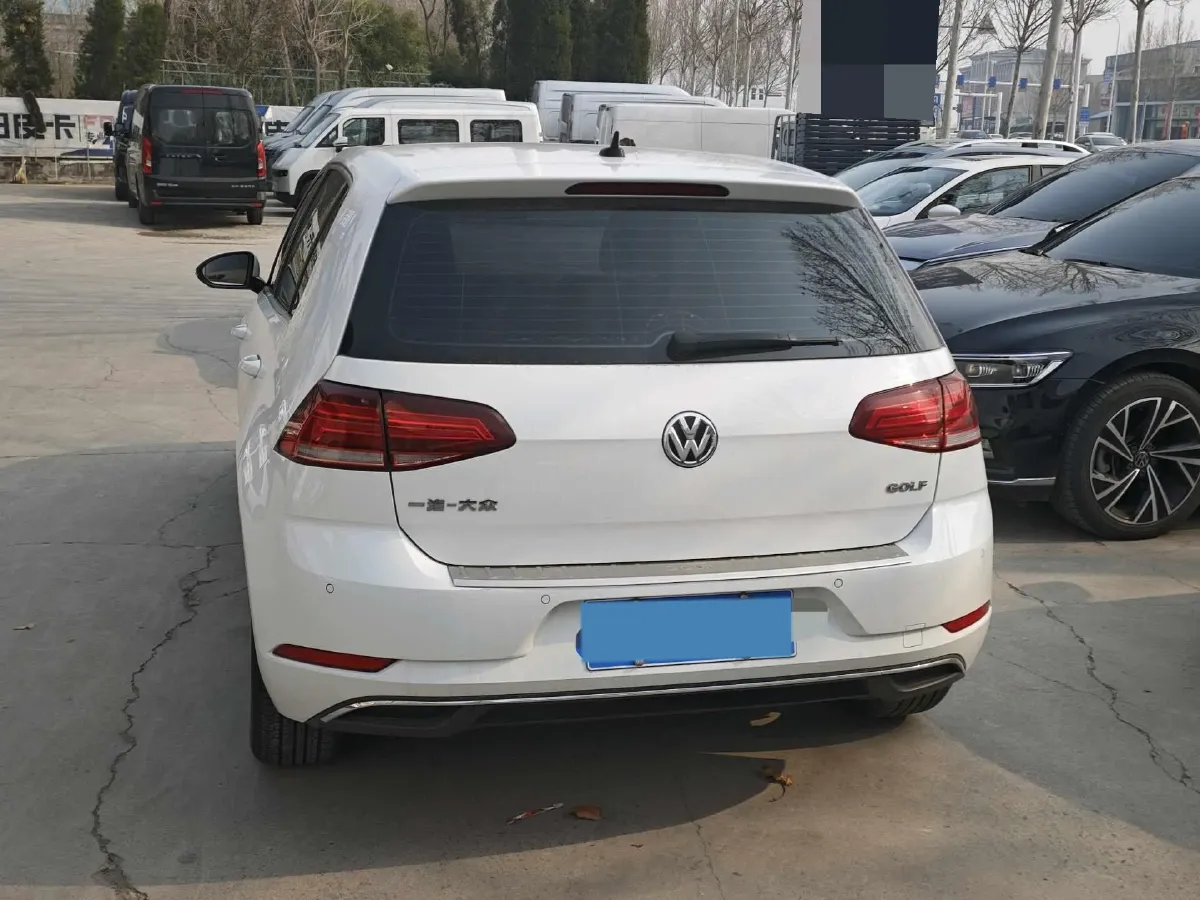 2019 Brilliance Auto V7 1.8T 231HP L4 7DCT,autocango,china used car exporter,china ev exporter,chinese used car exporter,chinese used ev exporter
