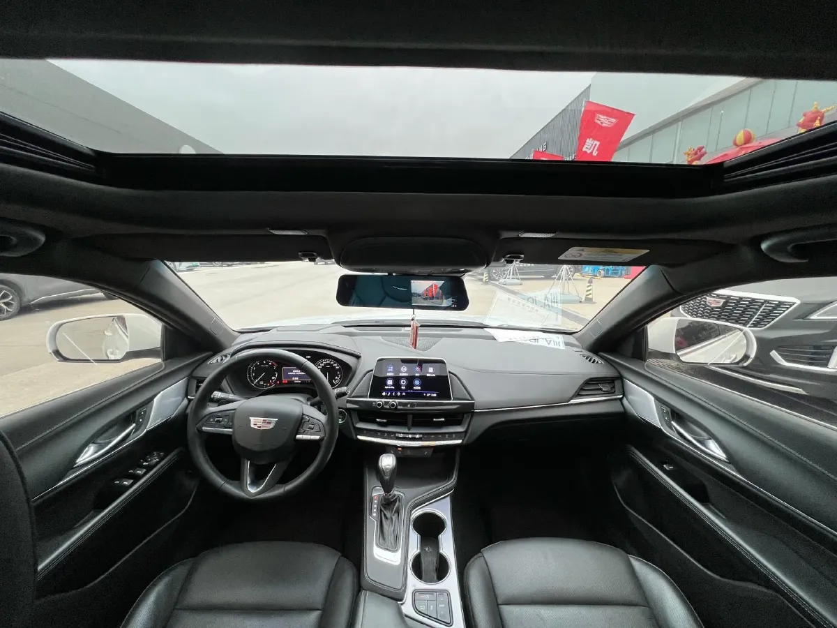 2022 Cadillac CT4 2.0T 237HP L4 8AT,autocango,china used car exporter,china ev exporter,chinese used car exporter,chinese used ev exporter