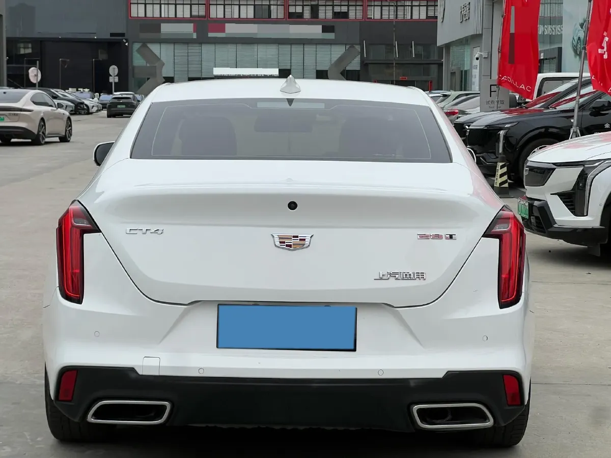 2022 Cadillac CT4 2.0T 237HP L4 8AT,autocango,china used car exporter,china ev exporter,chinese used car exporter,chinese used ev exporter