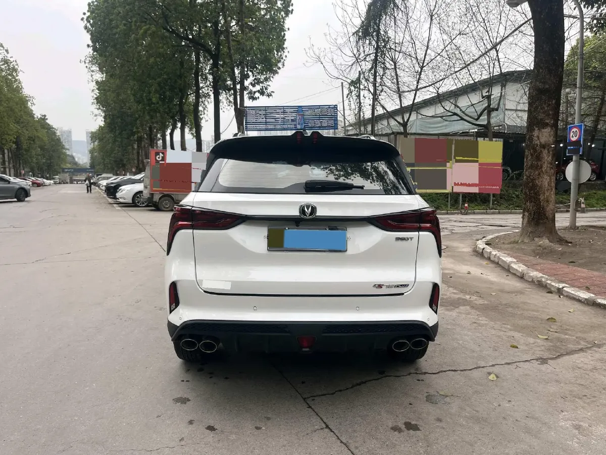 2021 ChangAn CS75 Plus 2.0T 233HP L4 8AT,autocango,china used car exporter,china ev exporter,chinese used car exporter,chinese used ev exporter