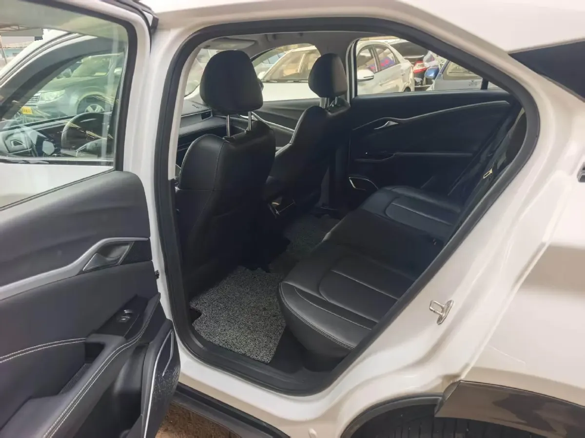 2023 Neta U BEV 68.2KWH,autocango,china used car exporter,china ev exporter,chinese used car exporter,chinese used ev exporter