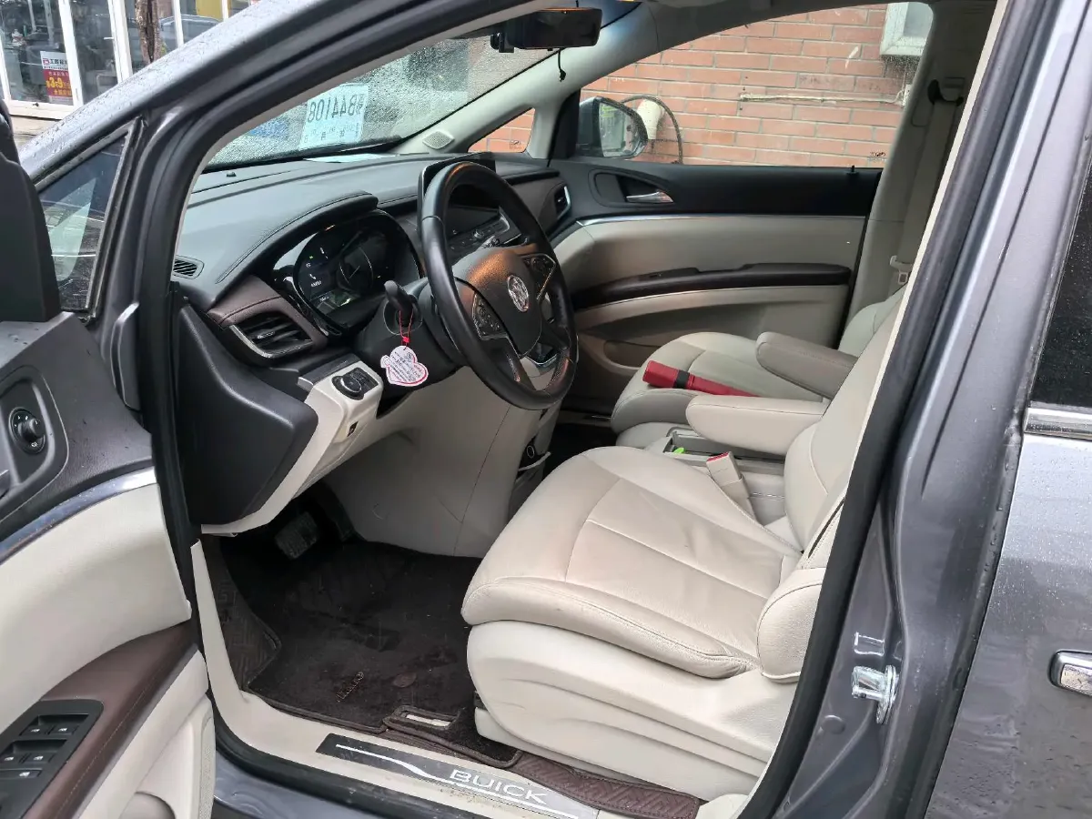 2021 Buick GL8 2.0T 237HP L4 9AT,autocango,china used car exporter,china ev exporter,chinese used car exporter,chinese used ev exporter