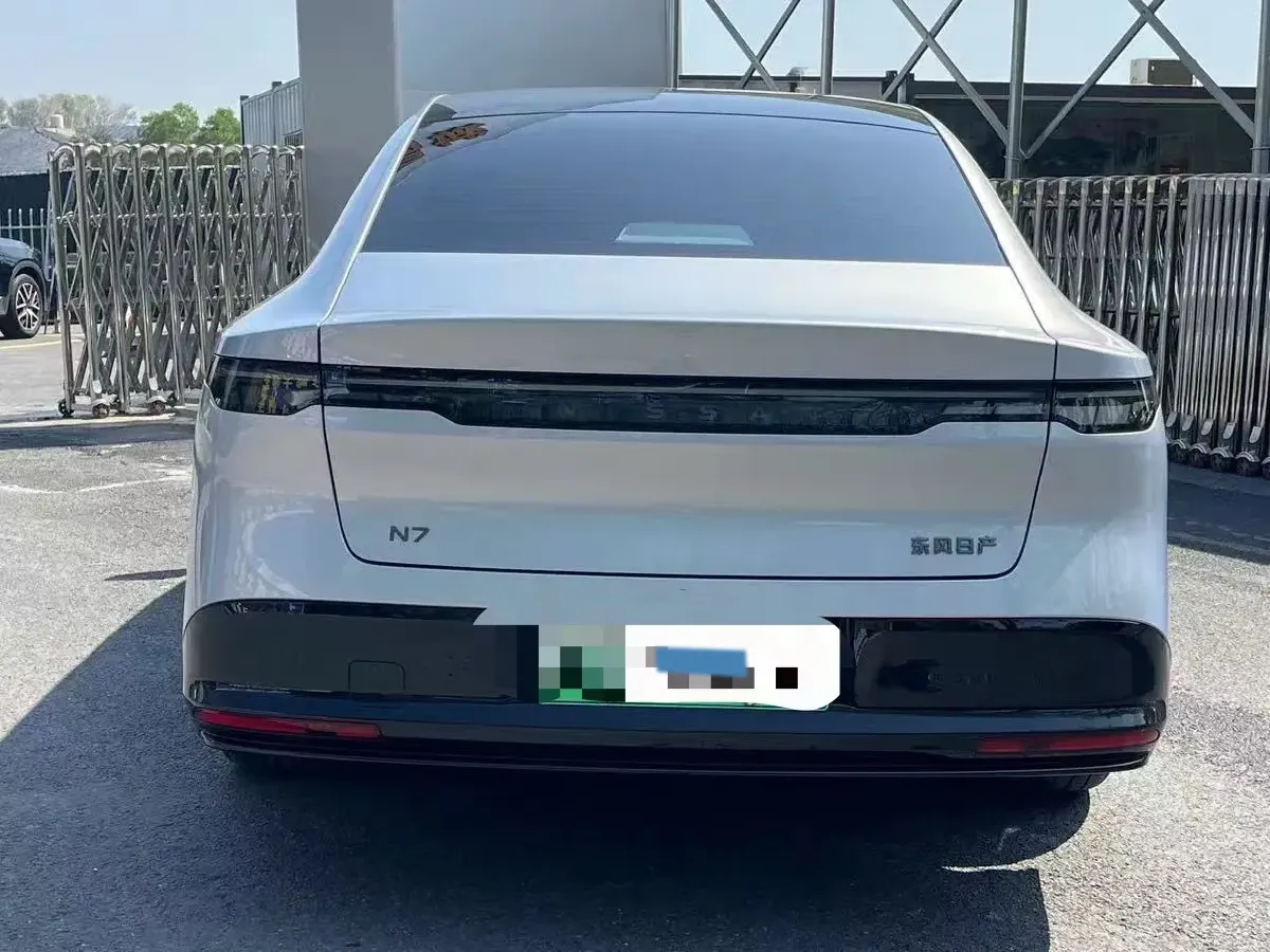 2025 Nissan N7 BEV 58KWH,autocango,china used car exporter,china ev exporter,chinese used car exporter,chinese used ev exporter